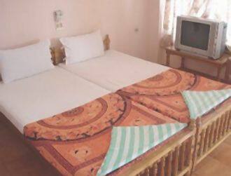 Shirleys Beach Economy Hotel, Kovalam 3